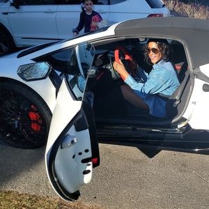 Meet your Posher, Shamix